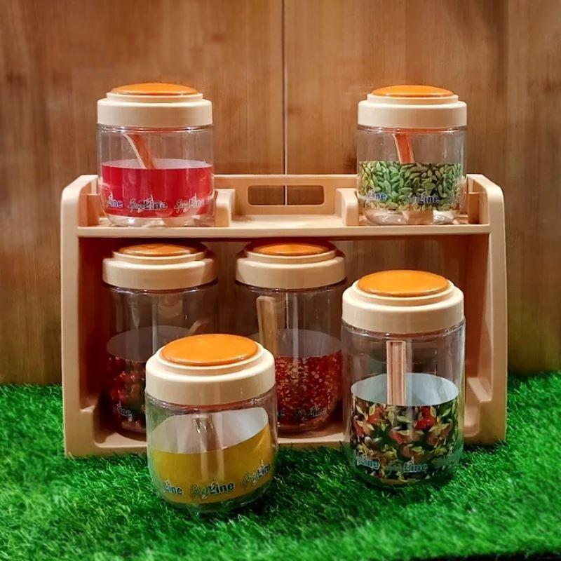 Spices jars with lids