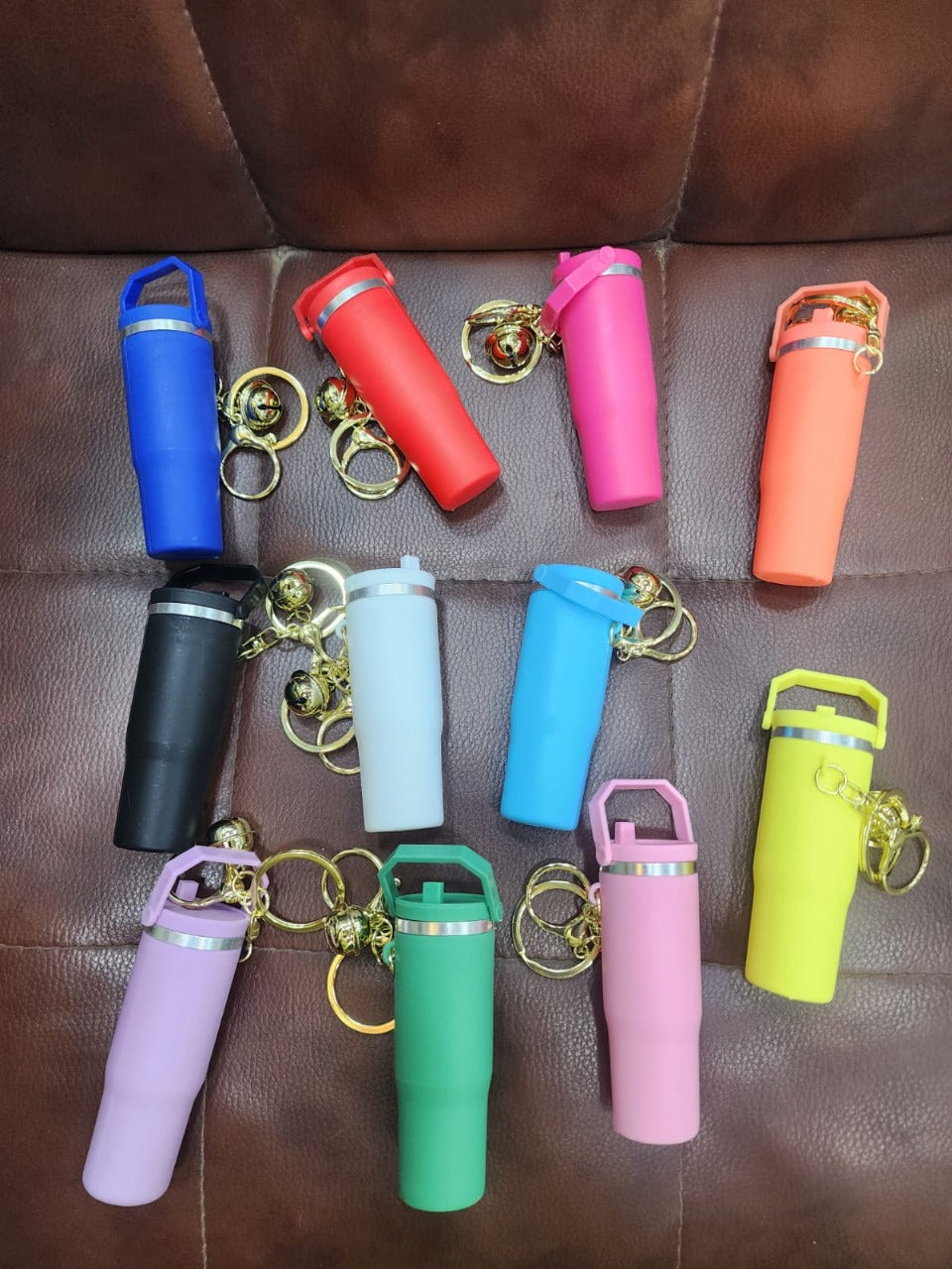 Tumblr Aesthetic Keychains – Random Colors, Endless Vibes!